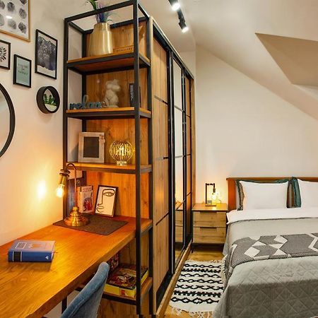 Old Town Loft Apartments Kamjanets-Podilsky Buitenkant foto