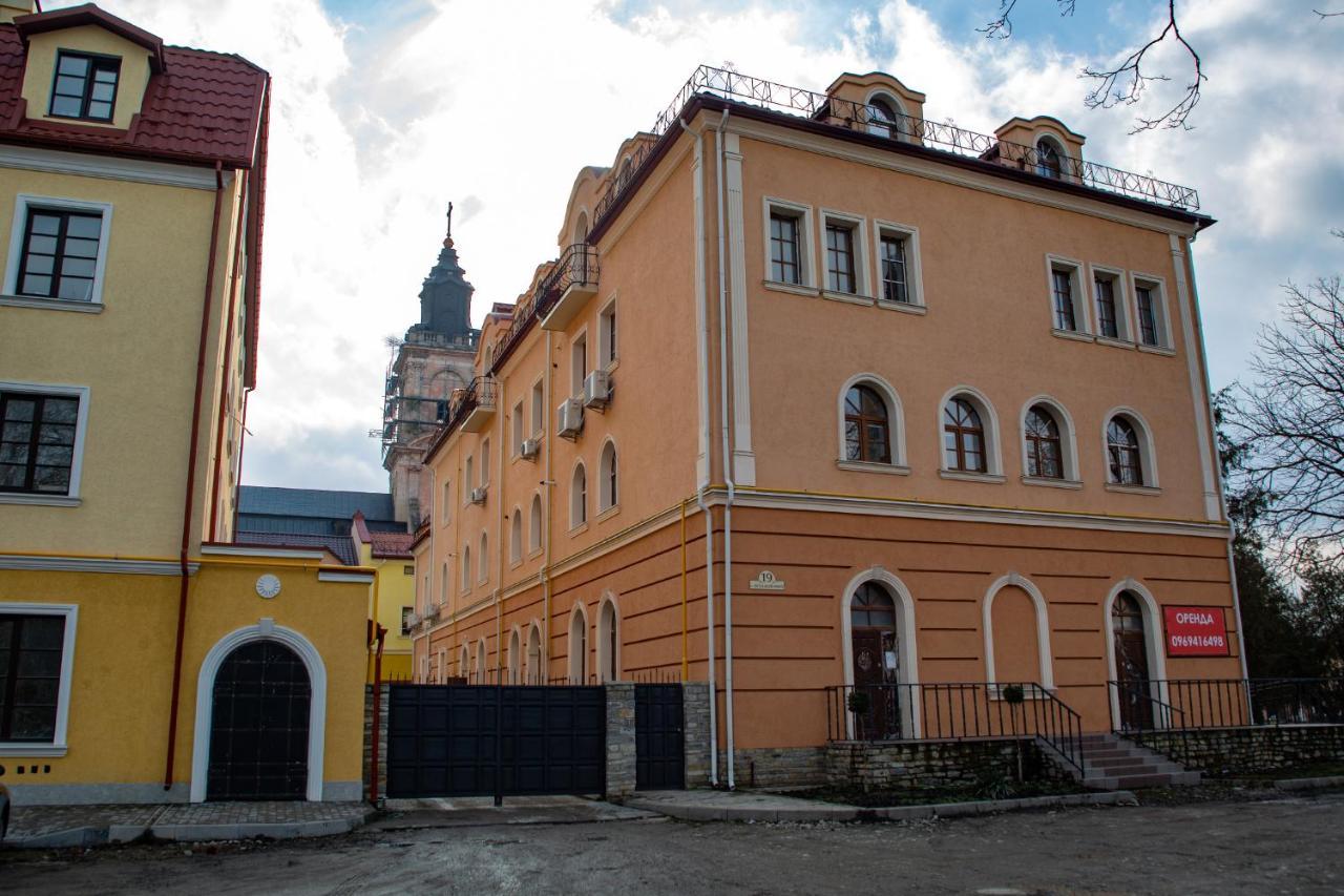 Old Town Loft Apartments Kamjanets-Podilsky Buitenkant foto
